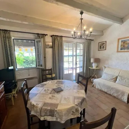 Maison La Croix-valmer, 3 Pieces, 4 Personnes - Fr-1-726-3 بيت للعطل لا كروا فالميه